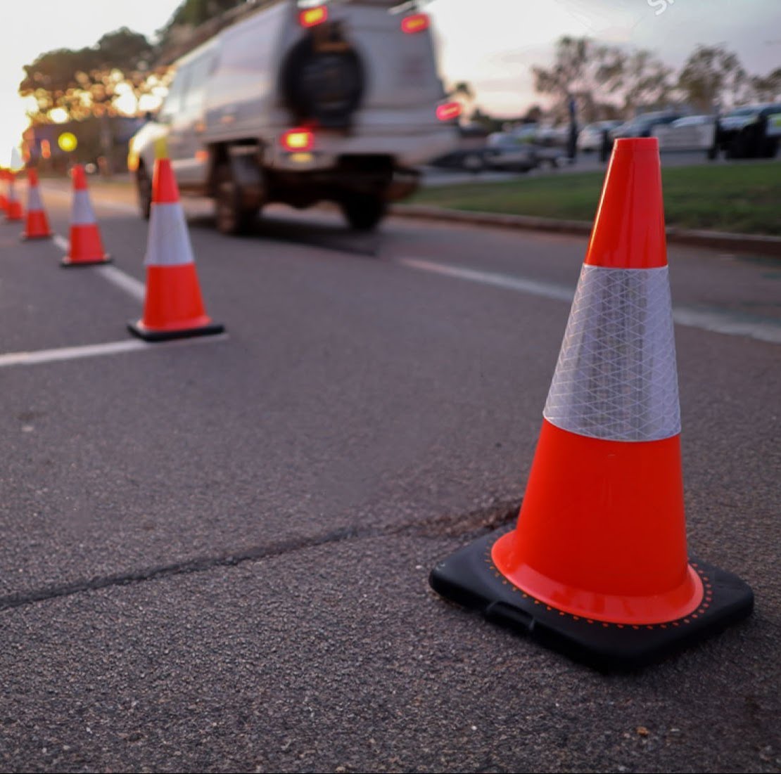 Traffic Cone 450mm Reflective Safety – High Visibility Road Cone