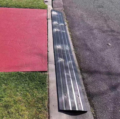 Rubber Driveway Gutter Ramp - 1.2m Black Strips
