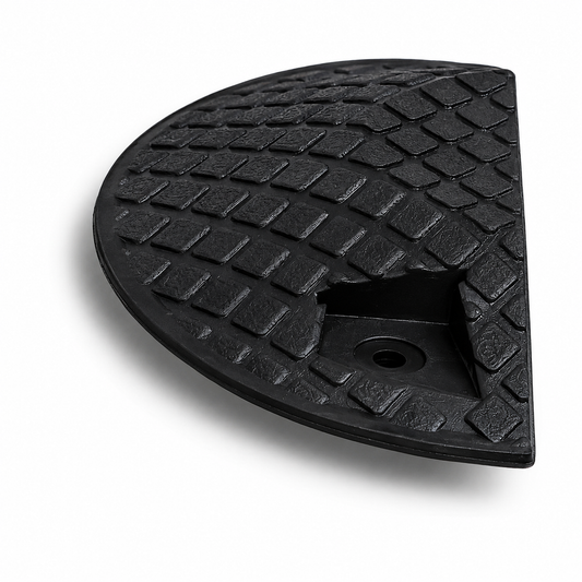 Plastic Speed Hump End Cap – Black/Yellow, 50mm High