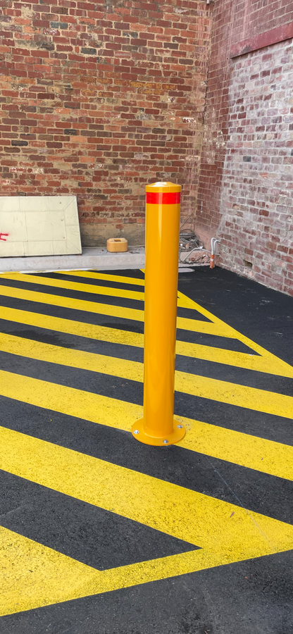 165mm Heavy-Duty Surface Mount Bollard – 1300mm Yellow Steel Bollard