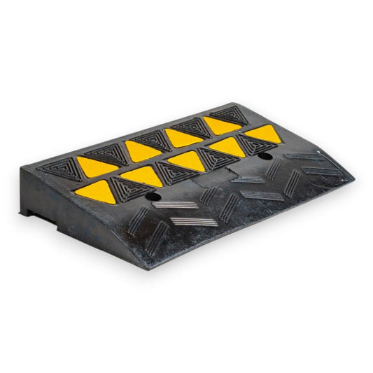 Kerb Ramp Rubber High-Vis Reflectors – 80mm High