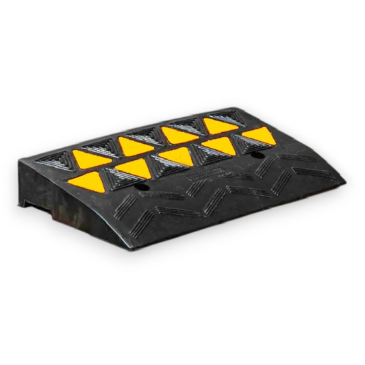 Rubber Kerb Ramp 125mm High-Vis Reflectors