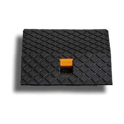 250mm Heavy Duty Plastic Speed Hump Middle Section – 50mm High