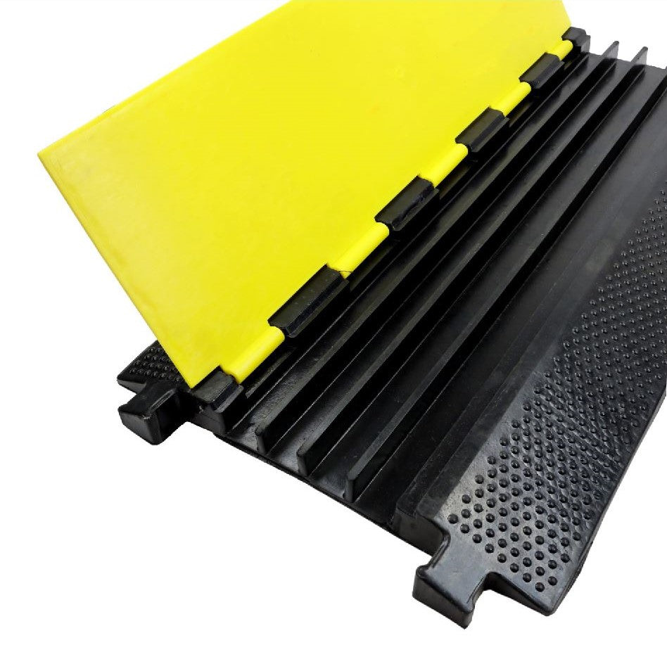 Rubber Cable Protector Heavy Duty 4 Channel